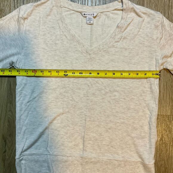 Athleta Sunrise V-Neck Sweatshirt Modal Soft Stretchy Thumbholes Size Medium EUC - Picture 10 of 10